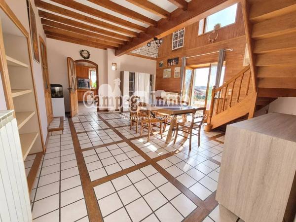 Le charme de l’ancien, l’espace d’une maison familiale et un jardin pour en profiter pleinement…