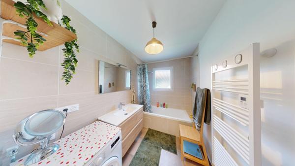 NARROSSE, maison contemporaine de plain-pied