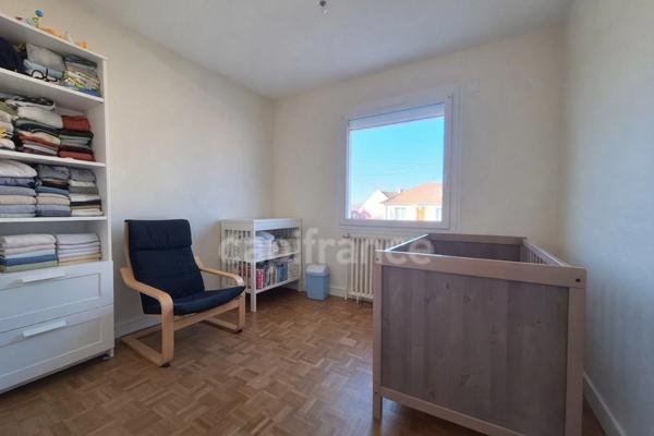 Maison à vendre 4 pièces LAVAL (53)