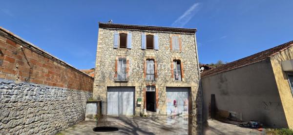 Immeuble 2 logements et garage de 120 m2