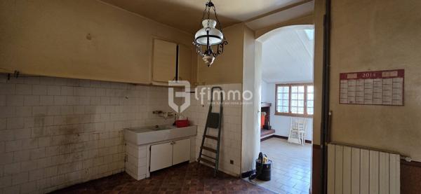 Immeuble 2 logements et garage de 120 m2