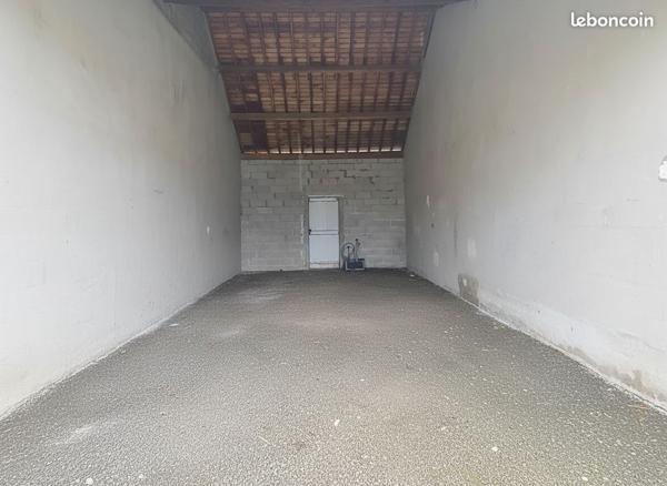 Belle maison rénovée de 117 m² + grand potentiel d'aménagement - Lanester (Morbihan) à 400 m du centre  - 7 min de Lorient  - 8 min de Caudan - 10 min d'Hennebont - 8 min de la mer