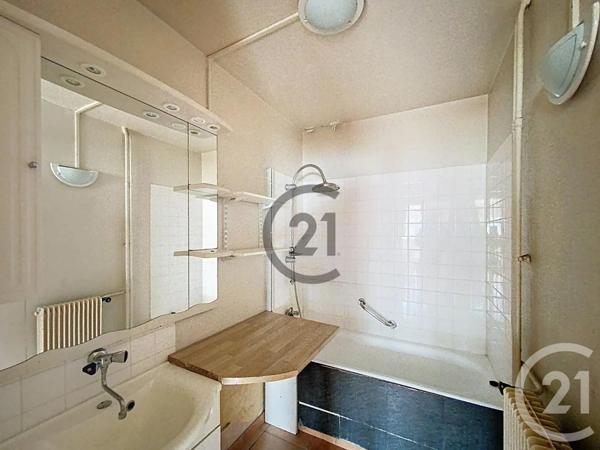 Appartement T3 à vendre  3 pièces - 67,33 m 2   ST ANDRE LES VERGERS  - 10