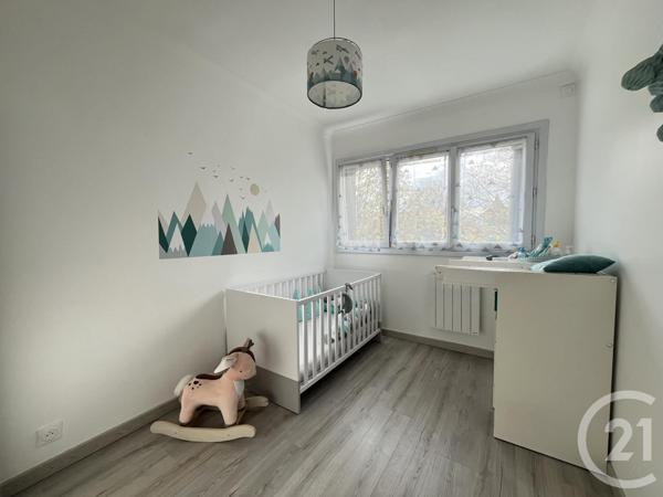 Maison à vendre  6 pièces - 106,40 m2 MAUREPAS - 78