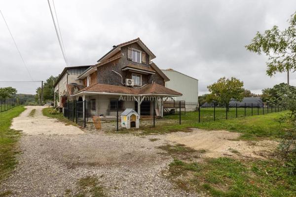 Vente Maison 5 pièces 140 m2 à Dolomieu