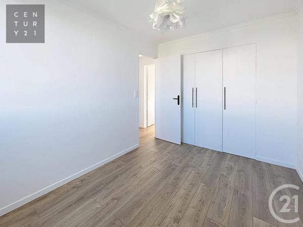 Appartement F4 à vendre  4 pièces - 63 m 2   TROYES  - 10