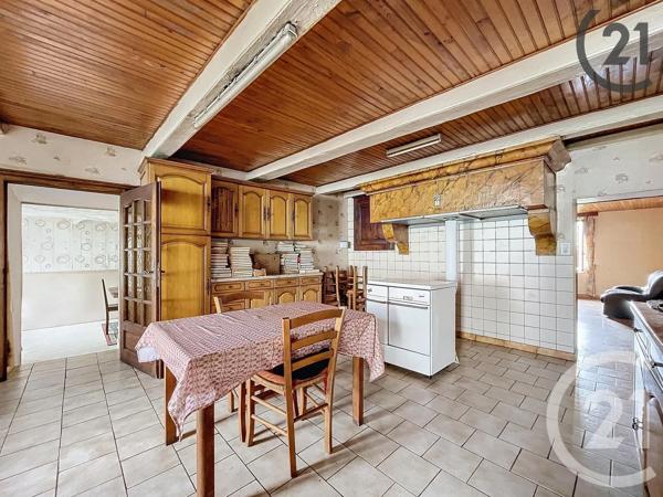 Appartement F1 à vendre  2 pièces - 40,13 m 2   VITTEL  - 88