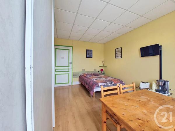 Appartement F1 à vendre  2 pièces - 40,13 m 2   VITTEL  - 88