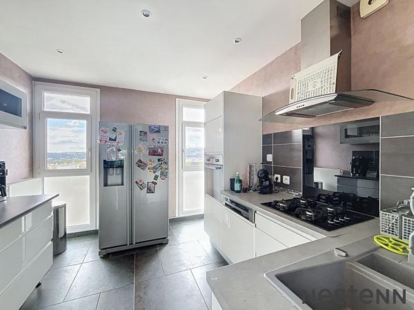 Appartement  4 pieces en dernier etage