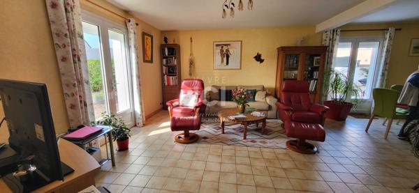 Maison Sainte Luce Sur Loire 5 Pièce(s) 140 M2