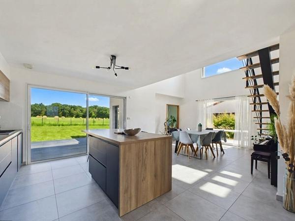 Maison 6 pièces 156.26 m2