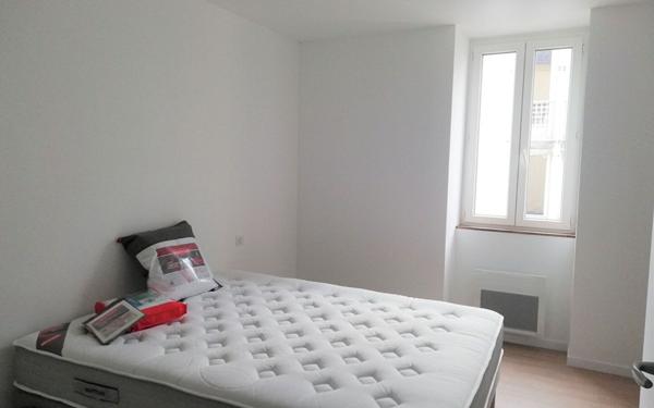 Appartement à louer    3 pièces •  Geaune