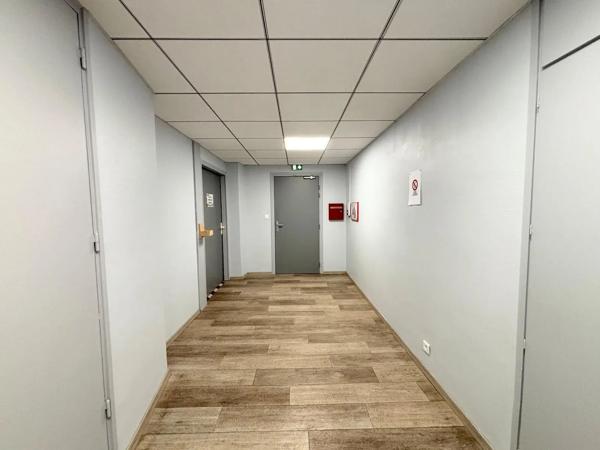 Local professionnel à louer 602.97m² Montbéliard (25200)
