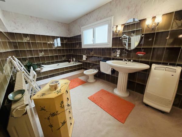 Bretignolles-sur-Mer (85470) Maison 4 chambres centre-ville Brétignolles