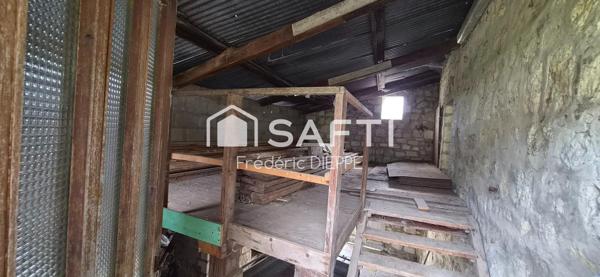 Bâtiment à BELLEU à rénover entièrement