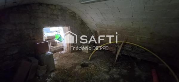 Bâtiment à BELLEU à rénover entièrement