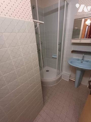 Appartement avec balcon et cave