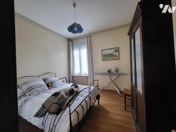 QUARTIER JAMIN - maison de ville avec cour et garage