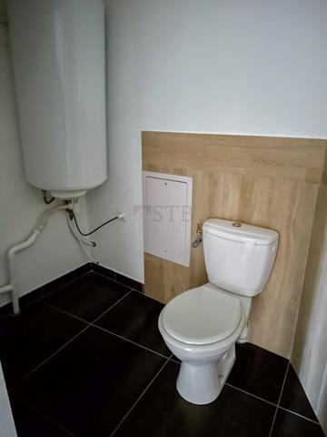 Appartement T2 rénové avec cuisine ouverte à Aubenas