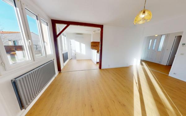 Maison à vendre    5 pièces • 95 m2 Labarthe-sur-Lèze