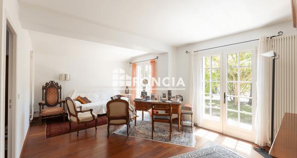 À vendre Maison 7 pièces 185 m² - Bayonne 64100