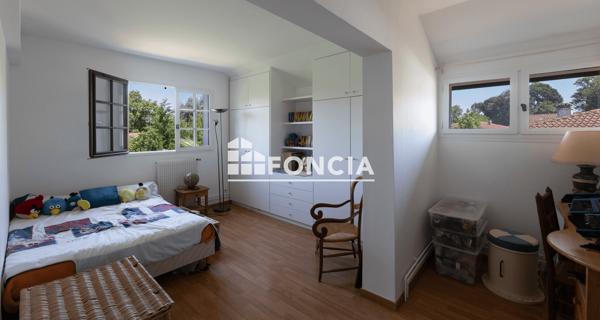 À vendre Maison 7 pièces 185 m² - Bayonne 64100
