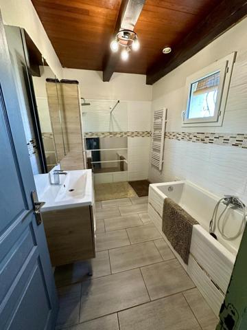 Maison familiale de plein pied avec appartement indépendant