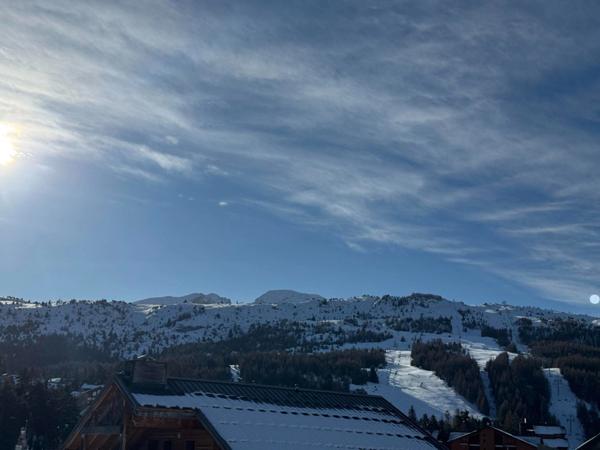 T1 avec grande terrasse plein sud – La Joue du Loup