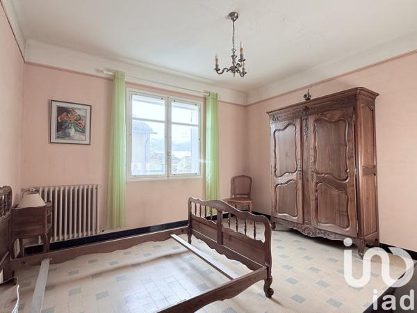 Maison 5 pièces de 123 m² à Salon-de-Provence (13300)