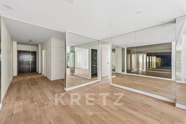 Avenue Foch - Appartement de 138 m² au calme sur cour arborée