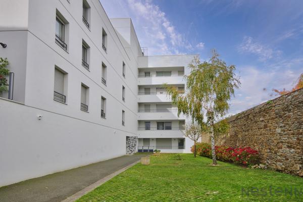 VENTE APPARTEMENT DEUX CHAMBRES DEUX SALLES D'EAU PROCHE GARE SNCF