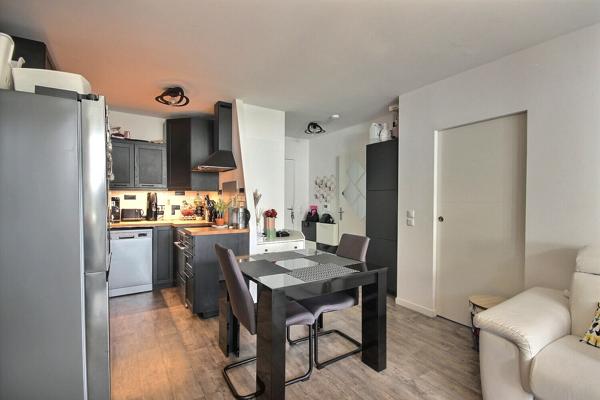 Appartement Pierrelaye 2 pièces - jardin privatif 330m²