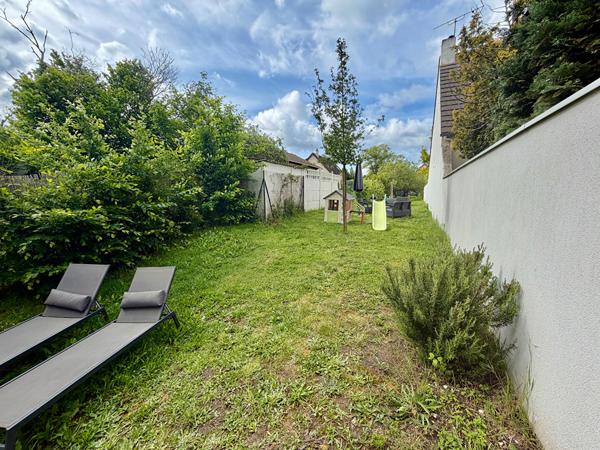 Appartement Pierrelaye 2 pièces - jardin privatif 330m²