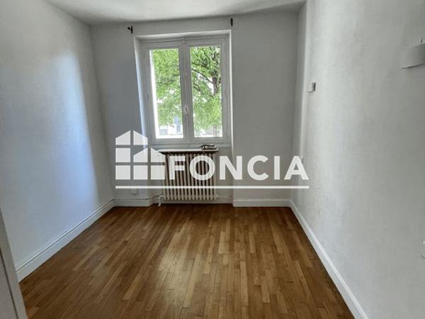 Location Appartement 3 pièces 53.63 m² - 178/180 RUE D'AUXONNE Dijon 21000