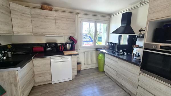 Maison à vendre 5 chambres à SAINT CHRISTOL LES ALES (30380)