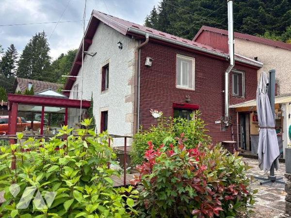 A VENDRE FERME MAISON LE VAL D'AJOL VOSGES 88340
Ferme maison de village rénovée entre 2012 et...