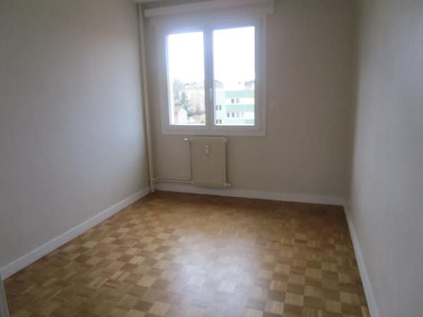 Appartement à louer à Mâcon (71000)