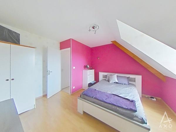 Maison familiale avec vie de plain-pied  130 m²  Double garage  12 min de Saint-Lô