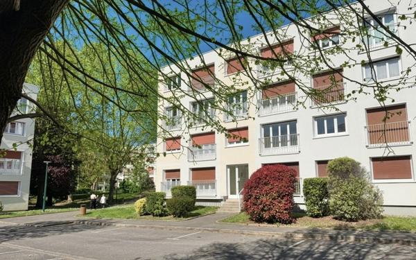 Appartement à vendre    3 pièces • 62,65 m2 Chilly-Mazarin