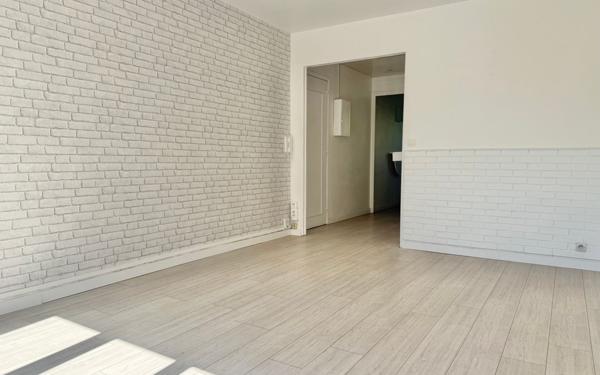 Appartement à vendre    3 pièces • 62,65 m2 Chilly-Mazarin