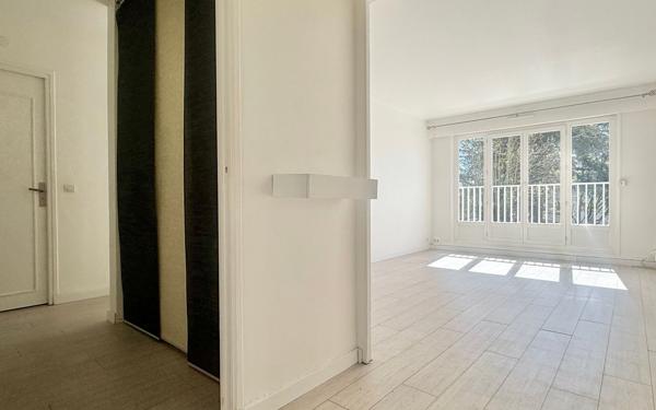 Appartement à vendre    3 pièces • 62,65 m2 Chilly-Mazarin