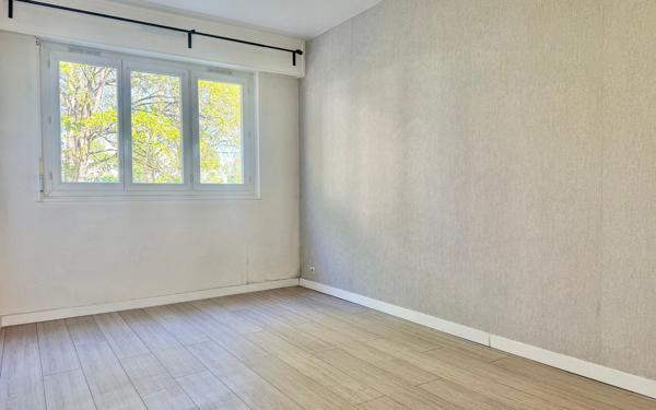 Appartement à vendre    3 pièces • 62,65 m2 Chilly-Mazarin