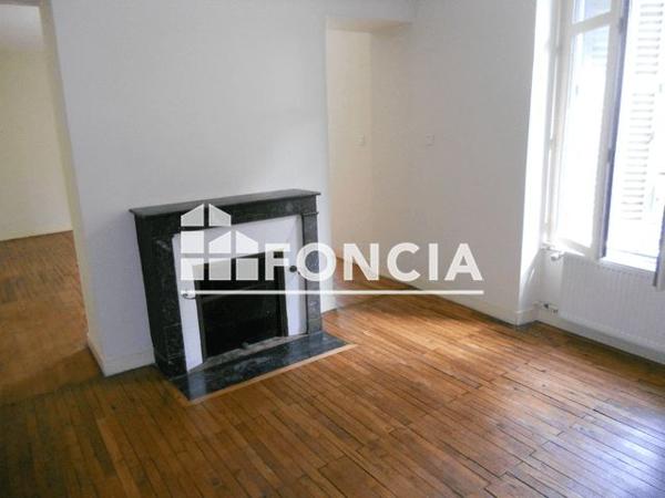 Location Appartement 3 pièces 75.38 m² - 14 16 RUE MAGENTA Poitiers 86000