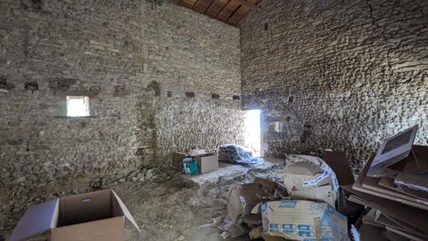 Longère rénovée 96 m2 avec extension possible + 70 m2