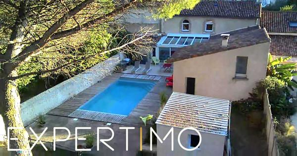 Maison de charme en pierre, piscine, grange et beaux volumes