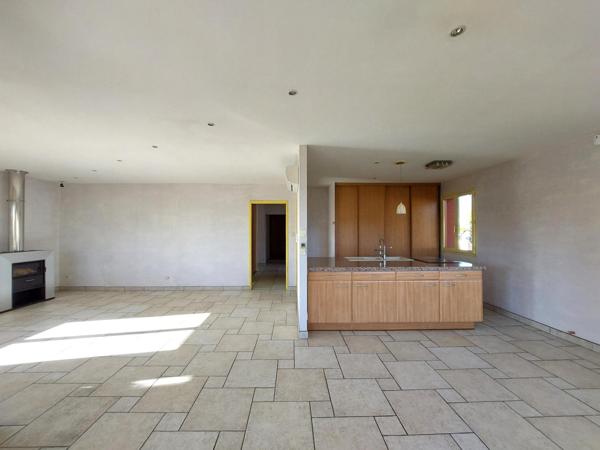 Romenay maison 167 m²- 3 chambres + 1 bureau