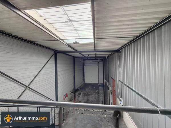 Location Local commercial 300 m2 à La Tour-du-Pin