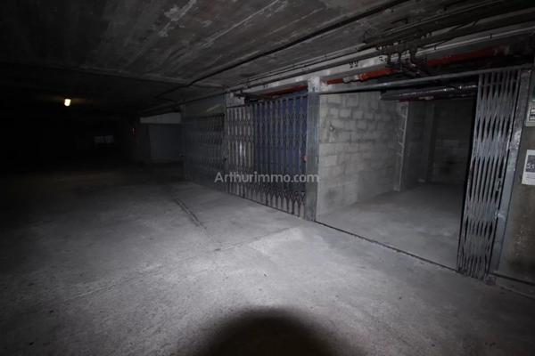 Location                                                      Parking
                        
                                         13 m2                     à Asnières-sur-Seine