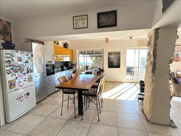 Maison à vendre |  Sète |  5 pièces | 147 m²