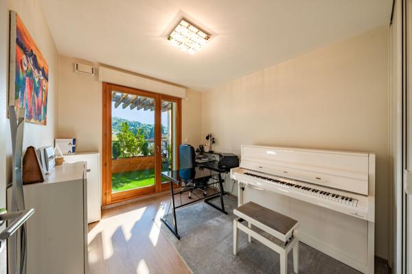 Vente Appartement de luxe Amphion-les-Bains 4 Pièces 90 m²
